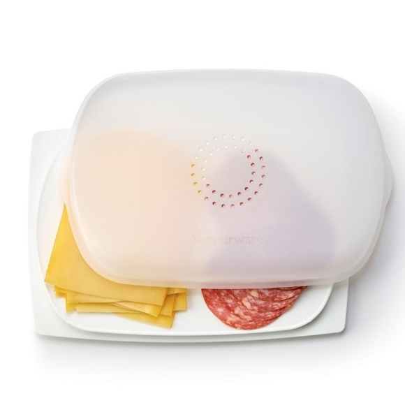 Tupperware CheeSmart Low Rectangular  New - Picture 1 of 6